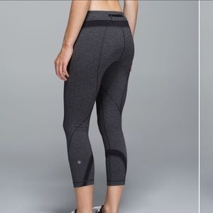 Lululemon Inspire Crop II *All Luxtreme